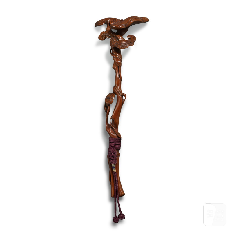 A boxwood ruyi sceptre, Qing dynasty, 18th century | 清十八世紀 黃楊木雕如意 - 图2